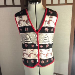 Tantrums Christmas sweater vest size  L/ snowmen and evergreen trees